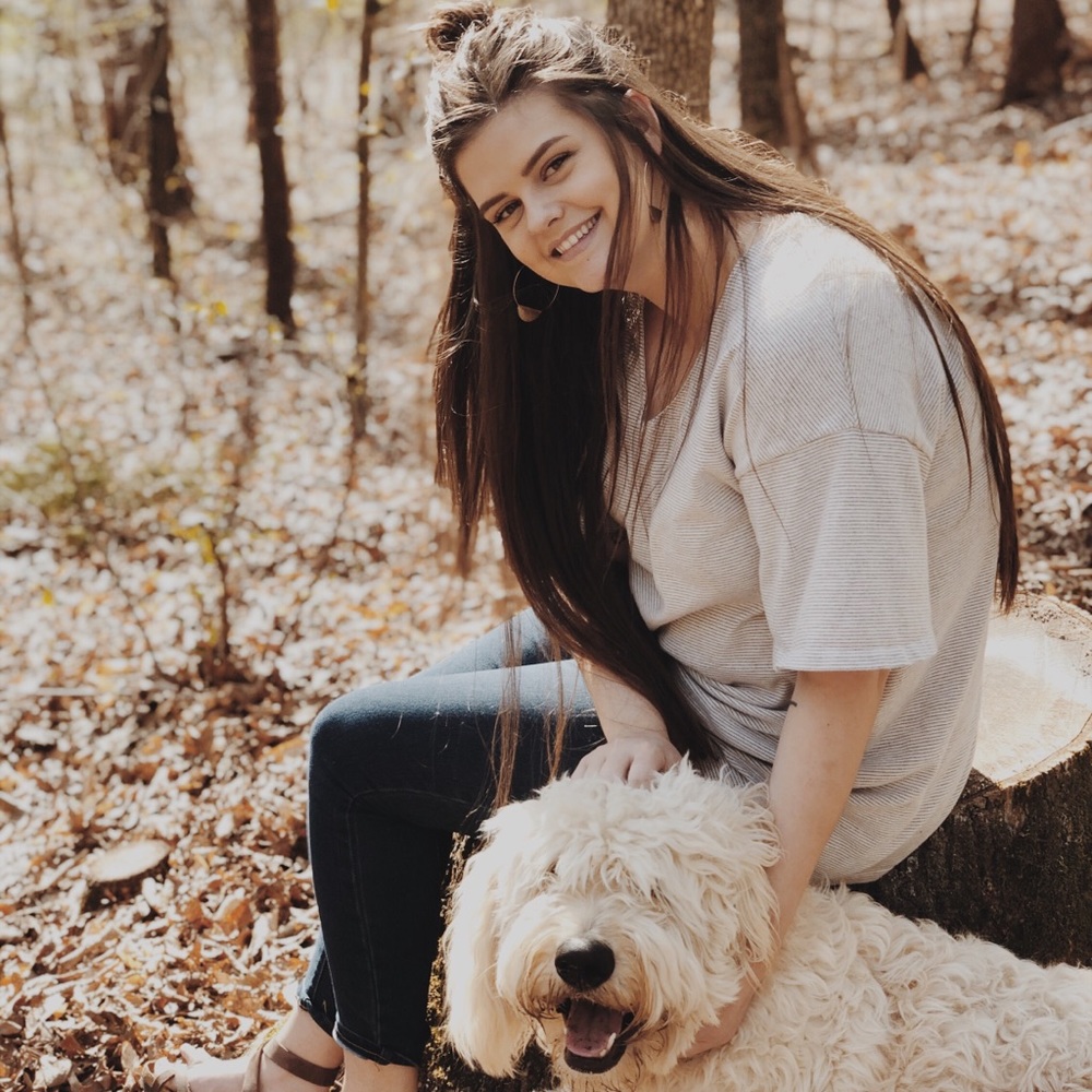 Meet your Posher, Emily